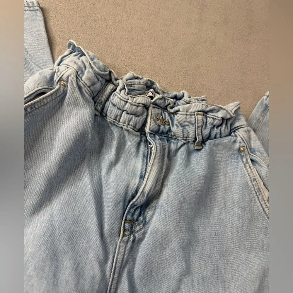 Zara Size 4 Baggy Paperbag Light Wash Jeans Denim Essential Grunge Casual Street - Picture 7 of 16
